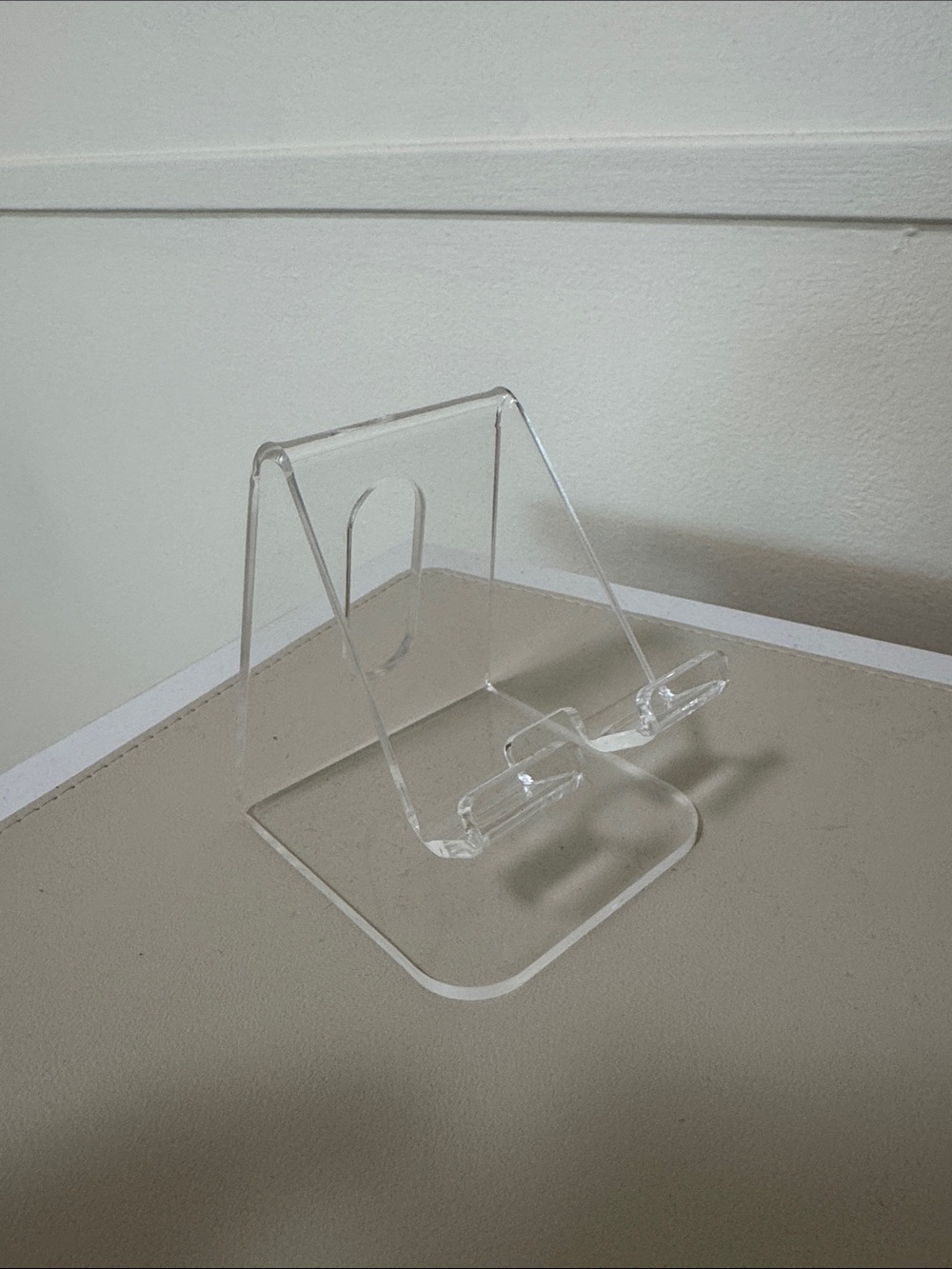 Clear Acrylic Phone/Table Stand